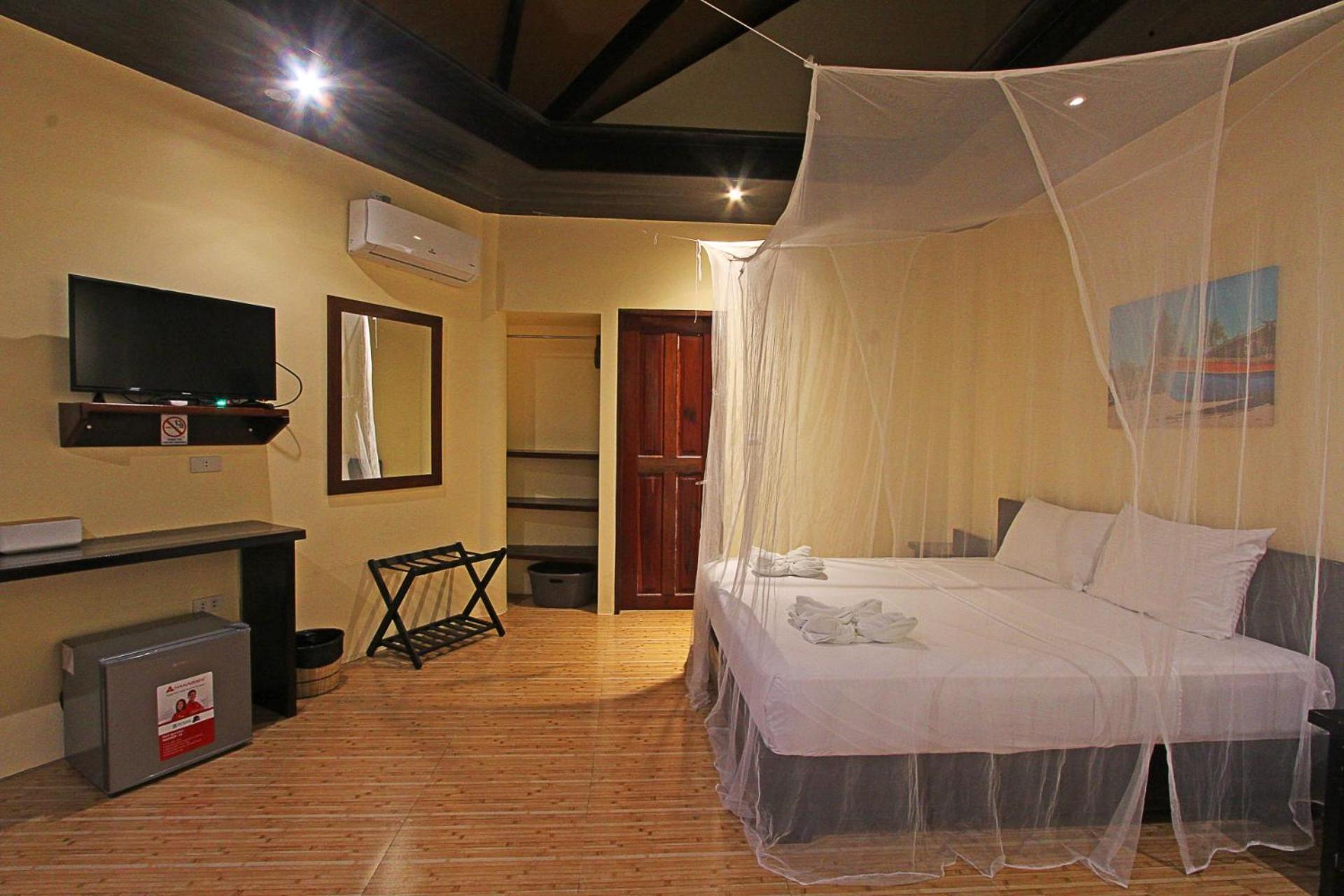 Jonas And Twins Resort General Luna  Εξωτερικό φωτογραφία